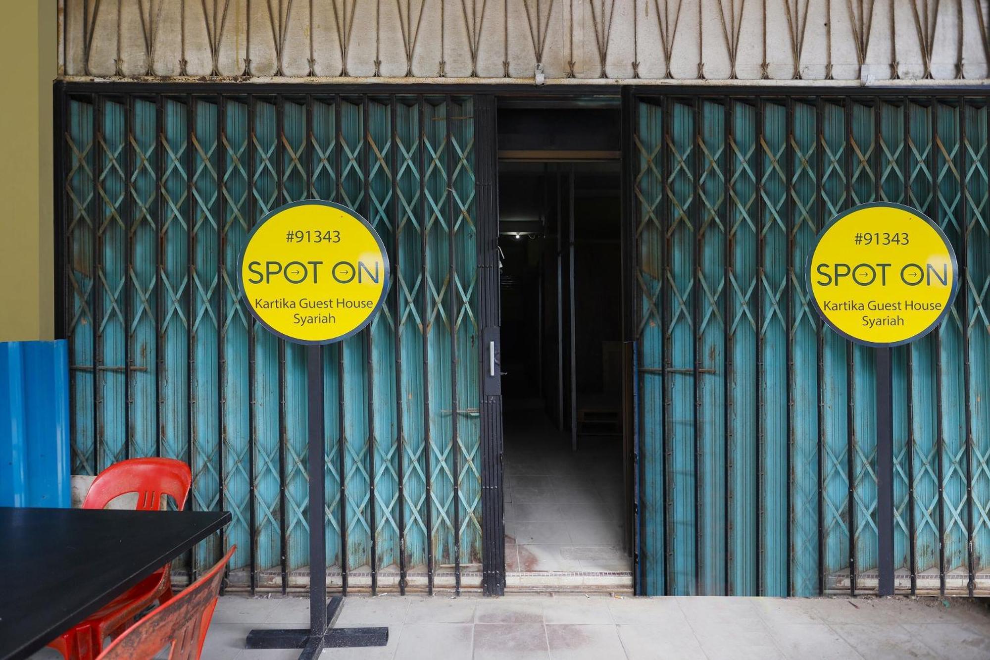 Spot On 91343 Kartika Guest House Syariahnearpantai Stres Jodoh  エクステリア 写真