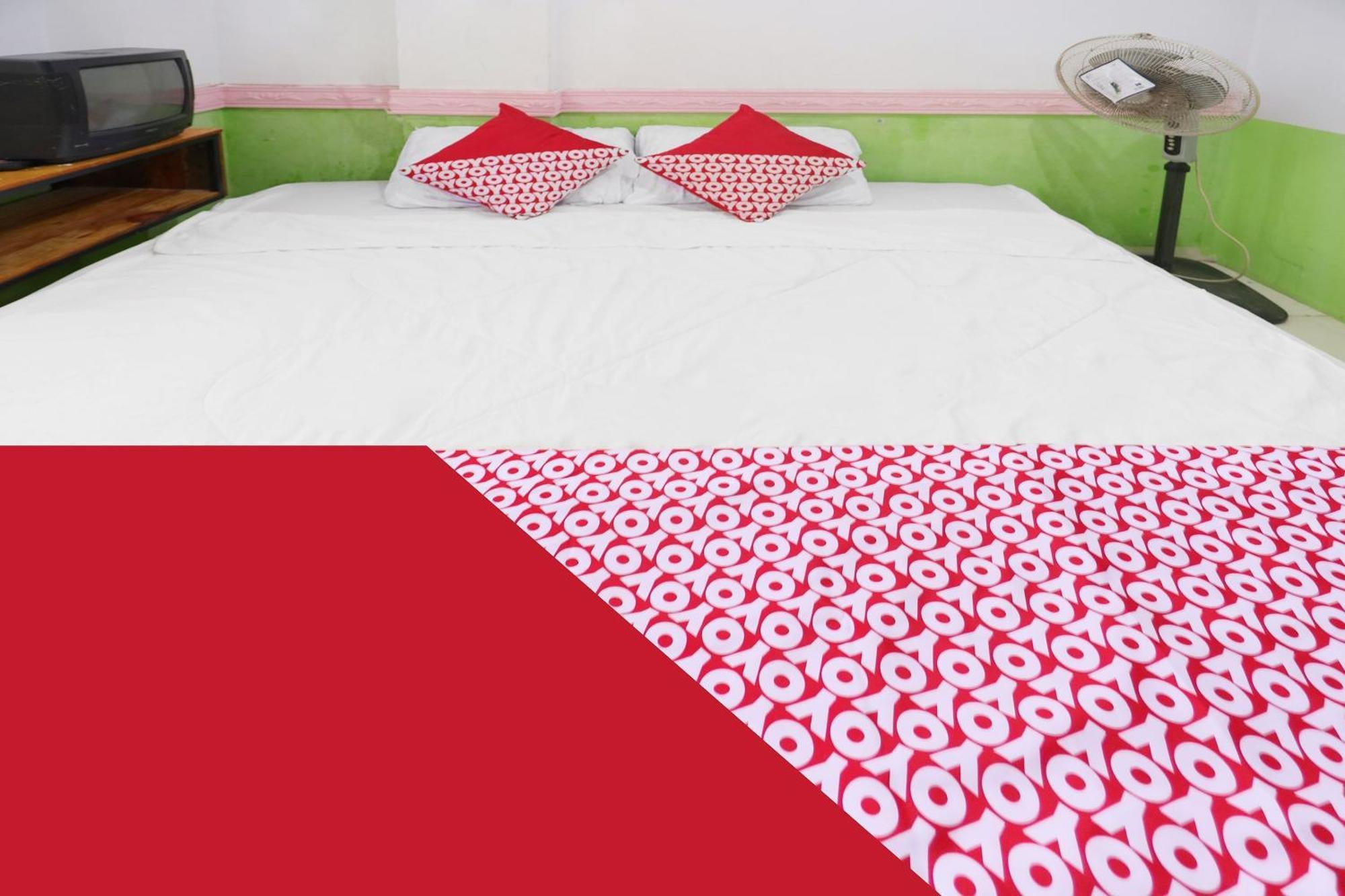Spot On 91343 Kartika Guest House Syariahnearpantai Stres Jodoh  エクステリア 写真